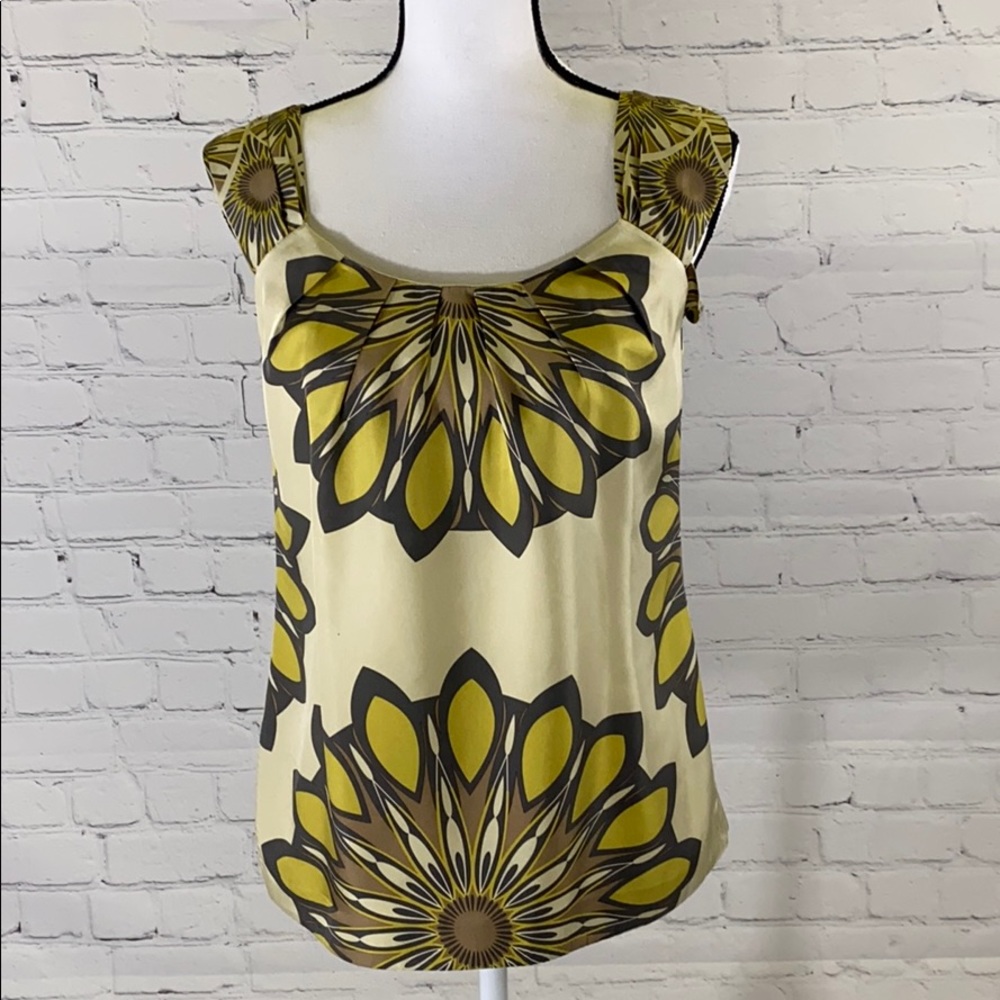 Sleeveless Floral Tunic